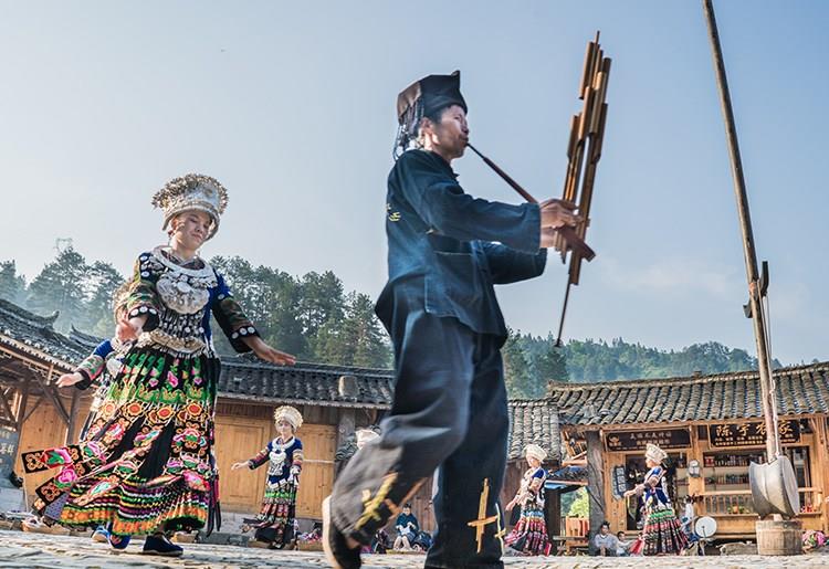 張家界風(fēng)景正好，而您剛好有空